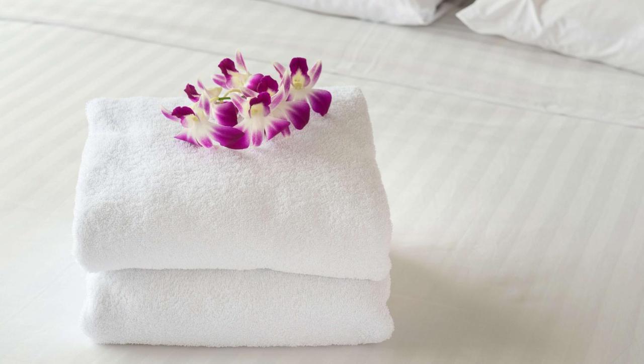 Magnuson Hotel Vow Palmerston Buitenkant foto